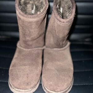 Cozy Brown Winter Boots